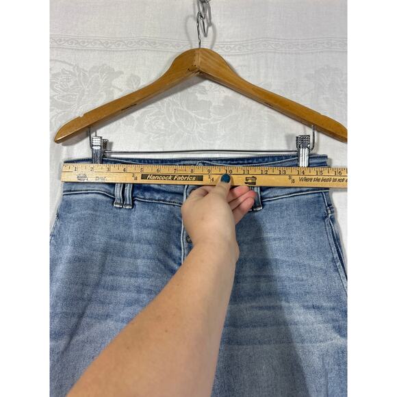 KanCan Jeans 9 28 Bootcut Button Fly Light Wash Blue Denim - Picture 5 of 15